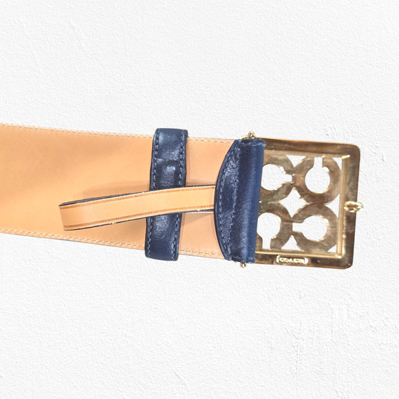 Coach Sig C Pierced Belt 90110 Navy Gold Square Buckle Leather Size Medium - Picture 5 of 10